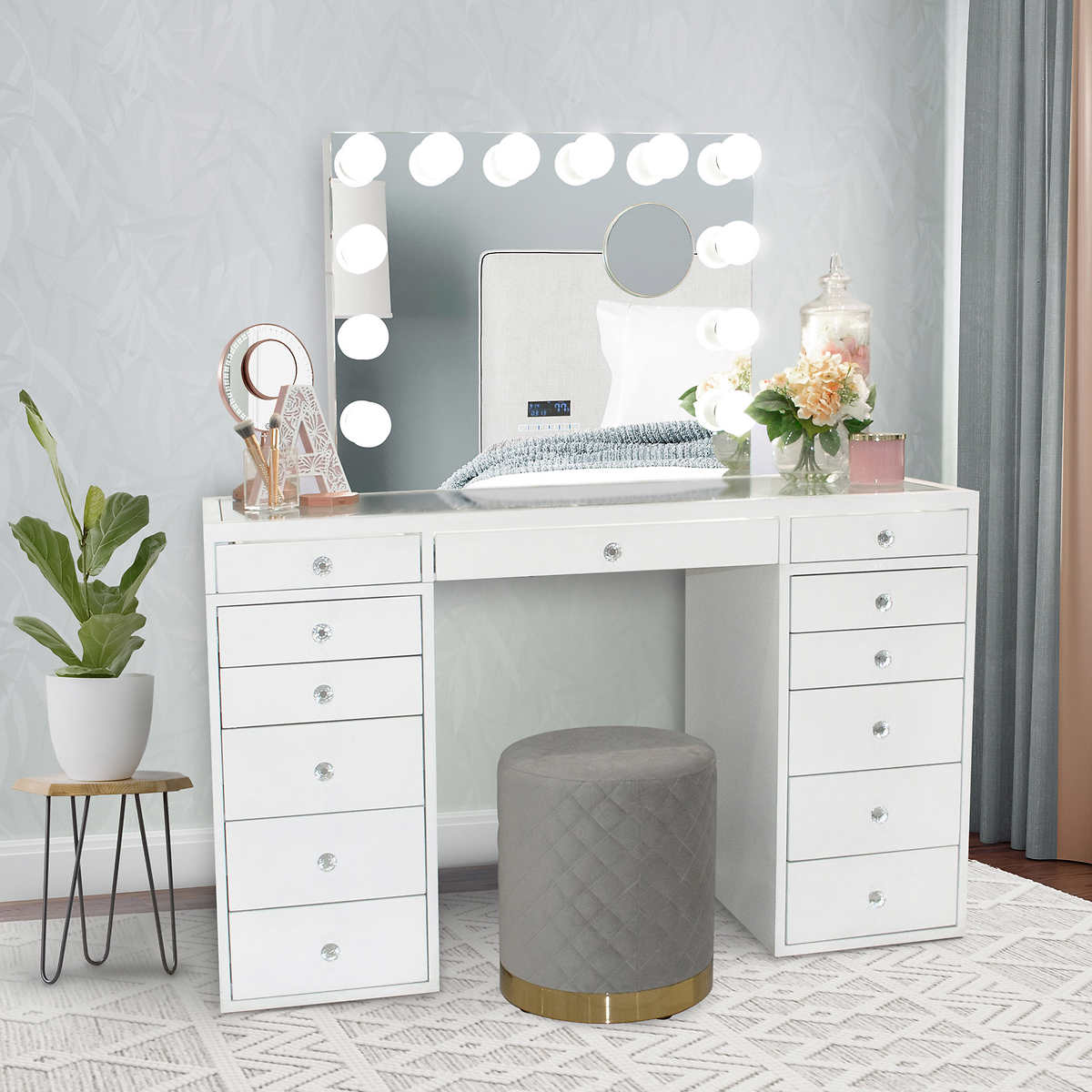 impressions-vanity-slaystation-with-lighted-mirror_1