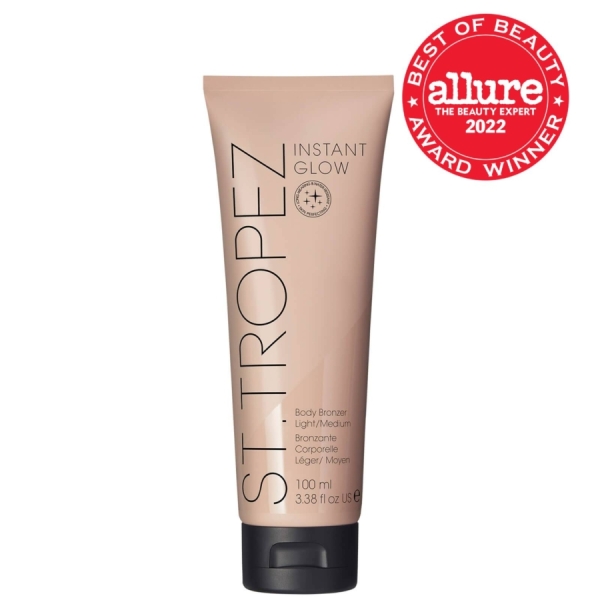 Instant-Glow-Body-Bronzer-Light-Medium-with-allure-beauty-expert-2022-e1681810295927